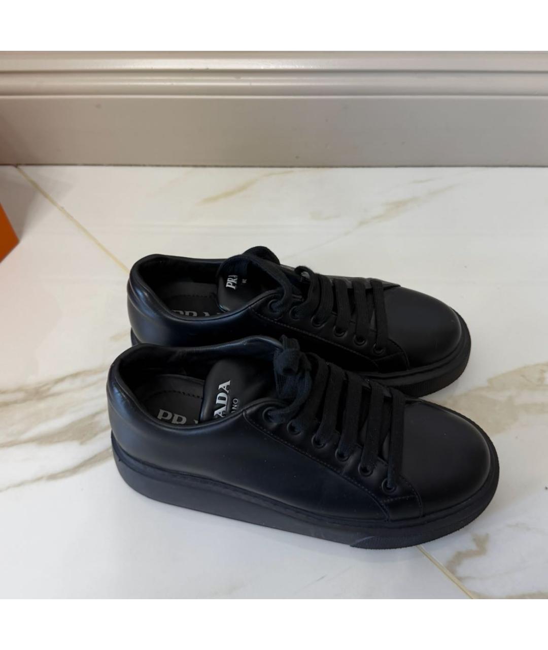 PRADA Черные кожаные кроссовки, фото 5