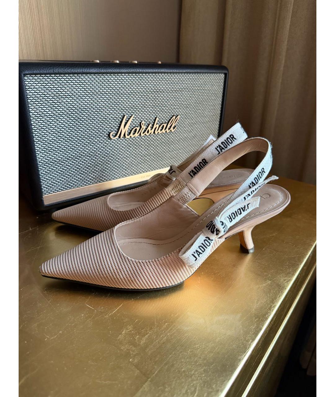 CHRISTIAN DIOR Бежевые текстильные лодочки на низком каблуке, фото 3