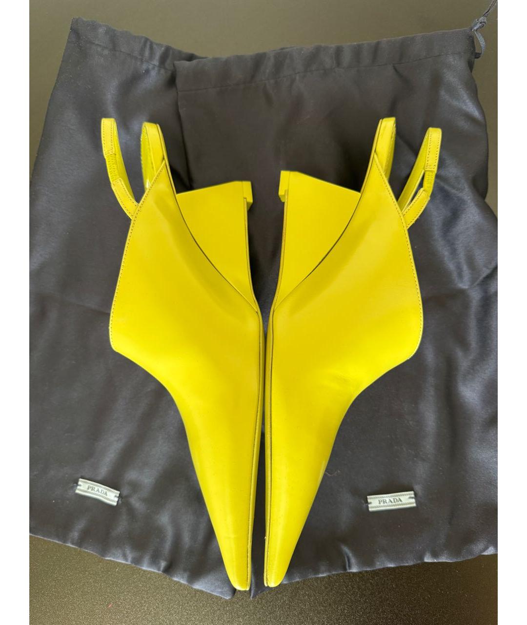 PRADA Салатовые кожаные туфли, фото 7