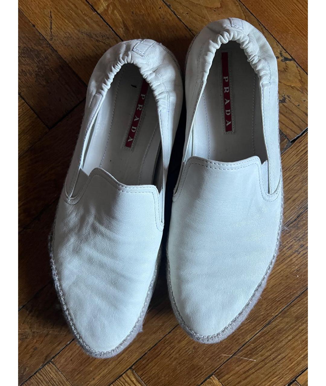 PRADA Белые кожаные лоферы, фото 3
