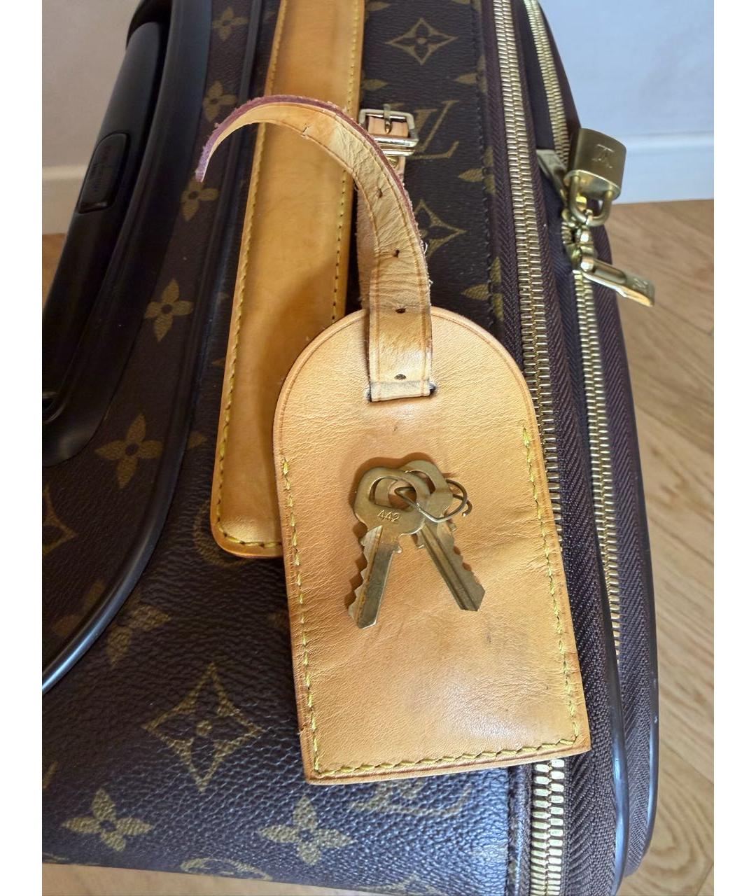 LOUIS VUITTON Коричневый чемодан, фото 6