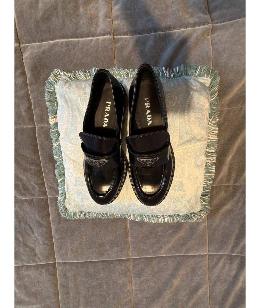 PRADA Черные кожаные лоферы, фото 3
