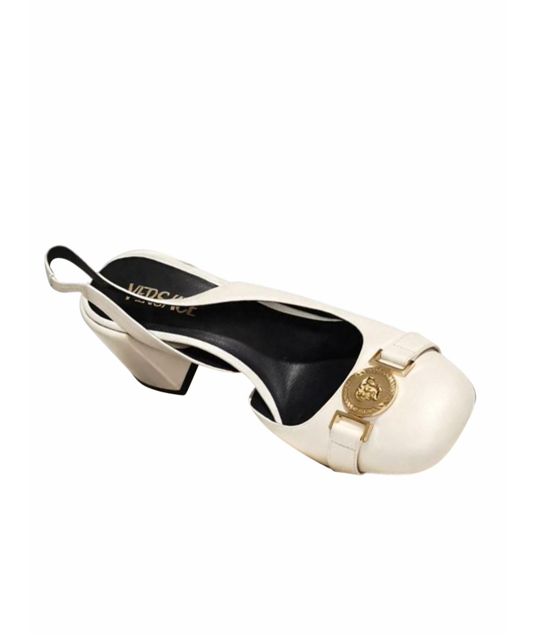 VERSACE Бежевые кожаные туфли, фото 4