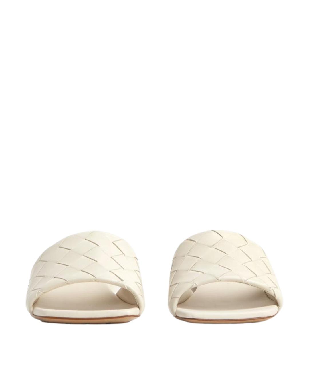 BOTTEGA VENETA Белые кожаные мюли, фото 4