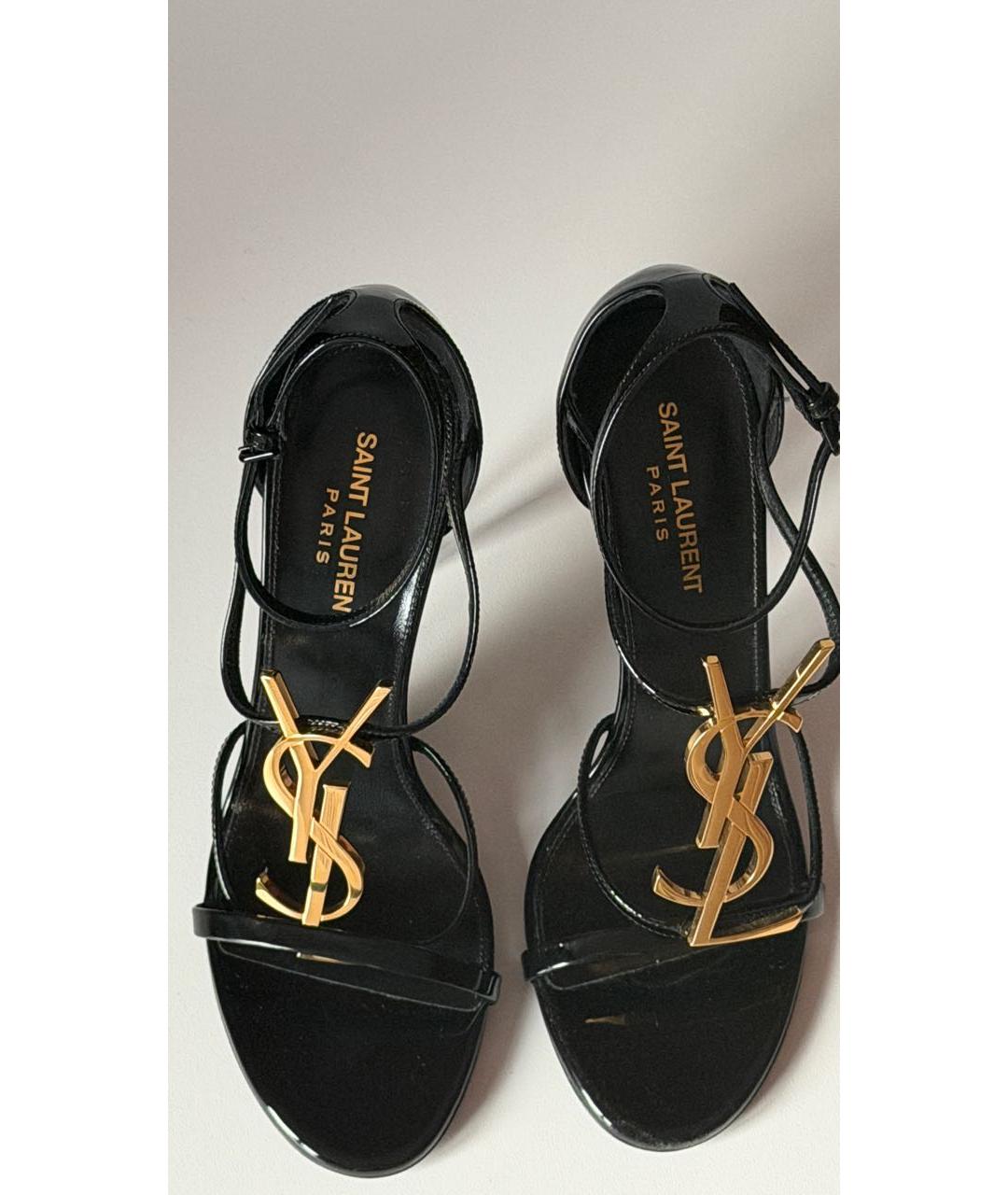 SAINT LAURENT Черные босоножки из лакированной кожи, фото 3