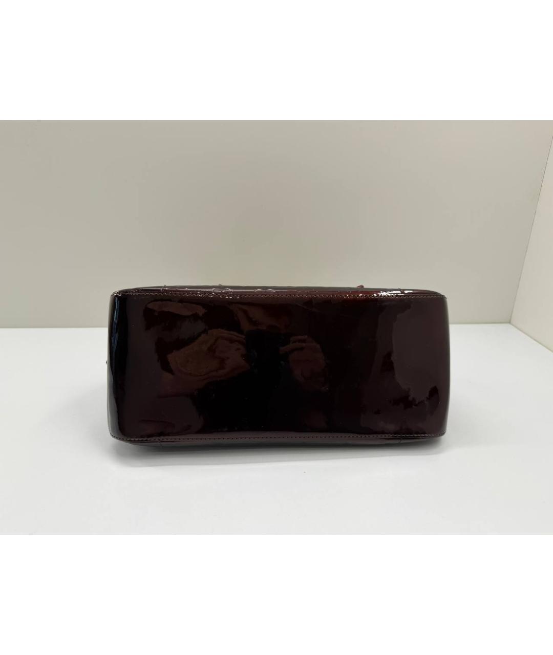 LOUIS VUITTON Бордовая сумка с короткими ручками из лакированной кожи, фото 8