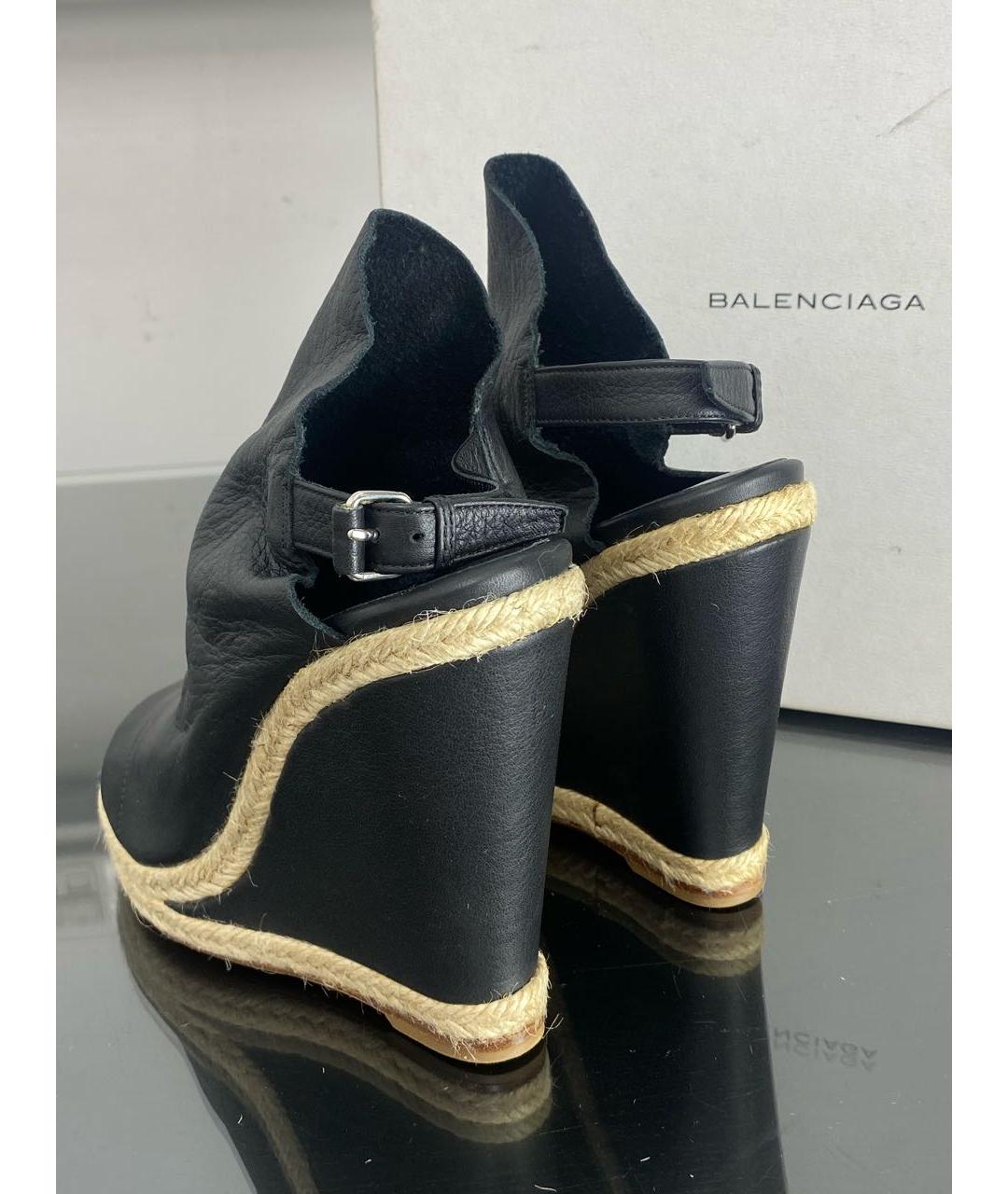 BALENCIAGA Черные кожаные босоножки, фото 2
