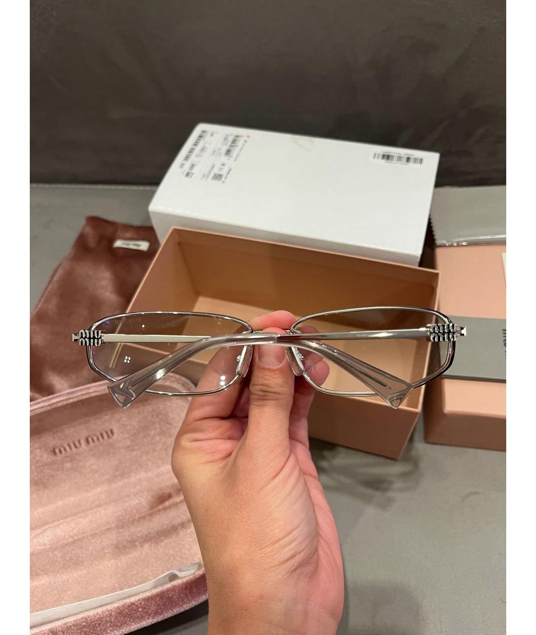 MIU MIU Серебряные металлические солнцезащитные очки, фото 2