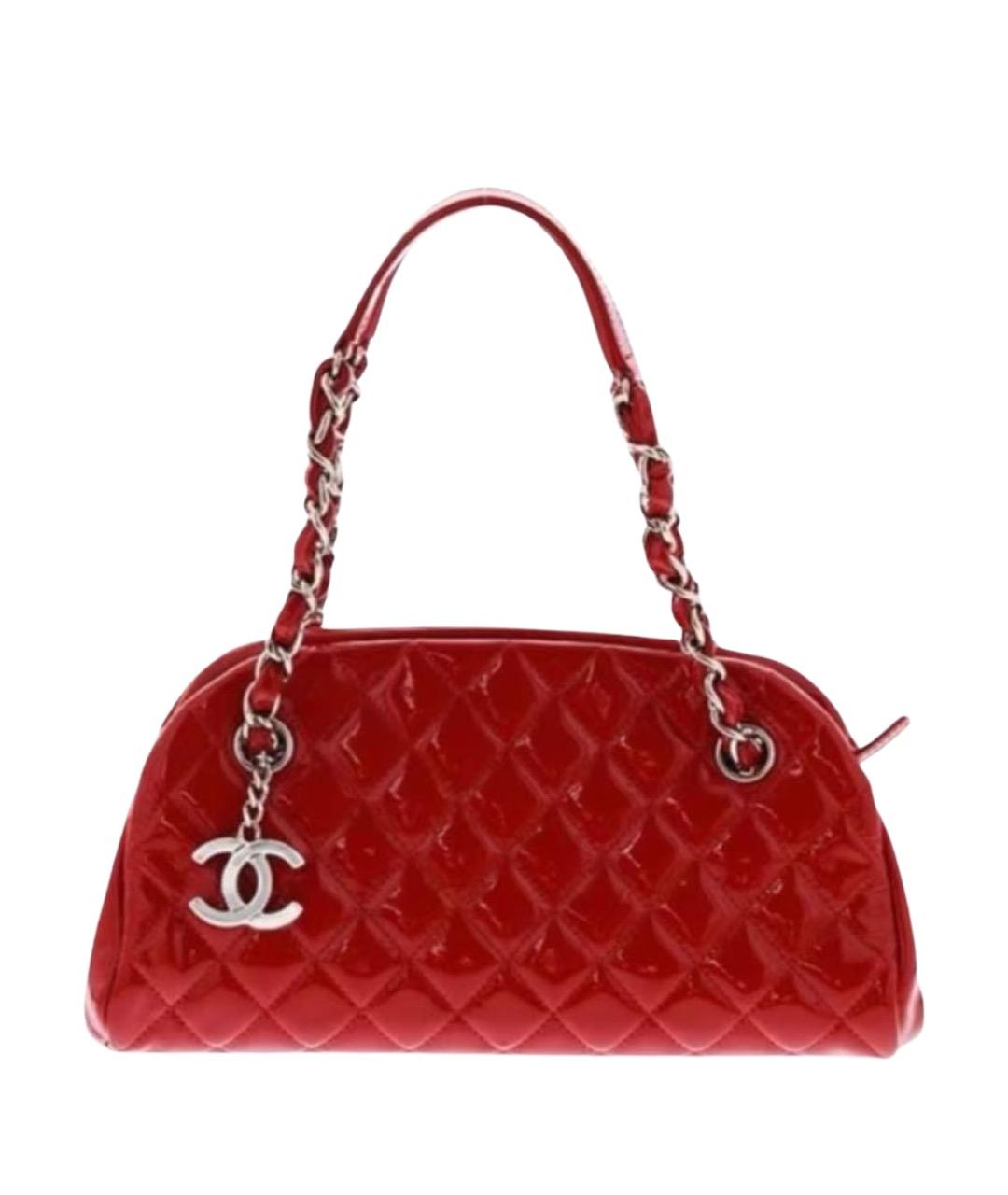 CHANEL Красная сумка через плечо из лакированной кожи, фото 1