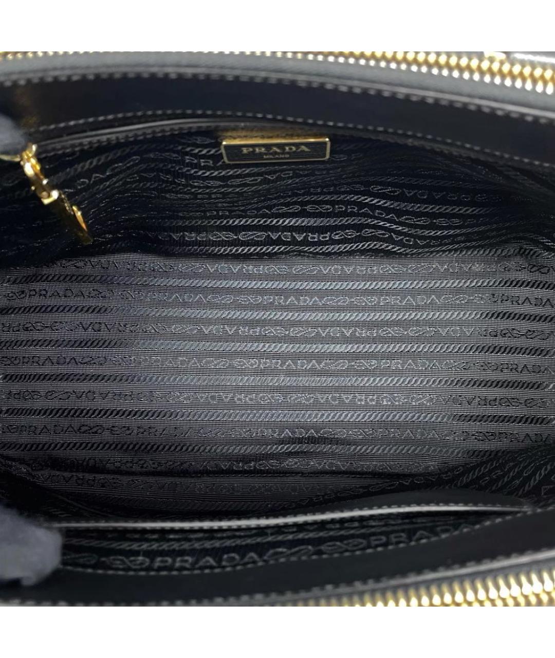 PRADA Черная кожаная сумка через плечо, фото 6