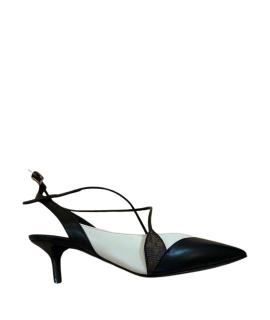 LOUIS VUITTON Туфли