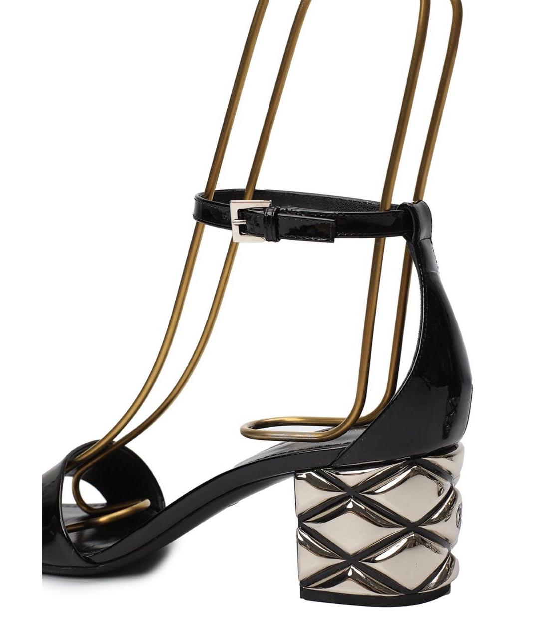 LOUIS VUITTON Черные босоножки из лакированной кожи, фото 8