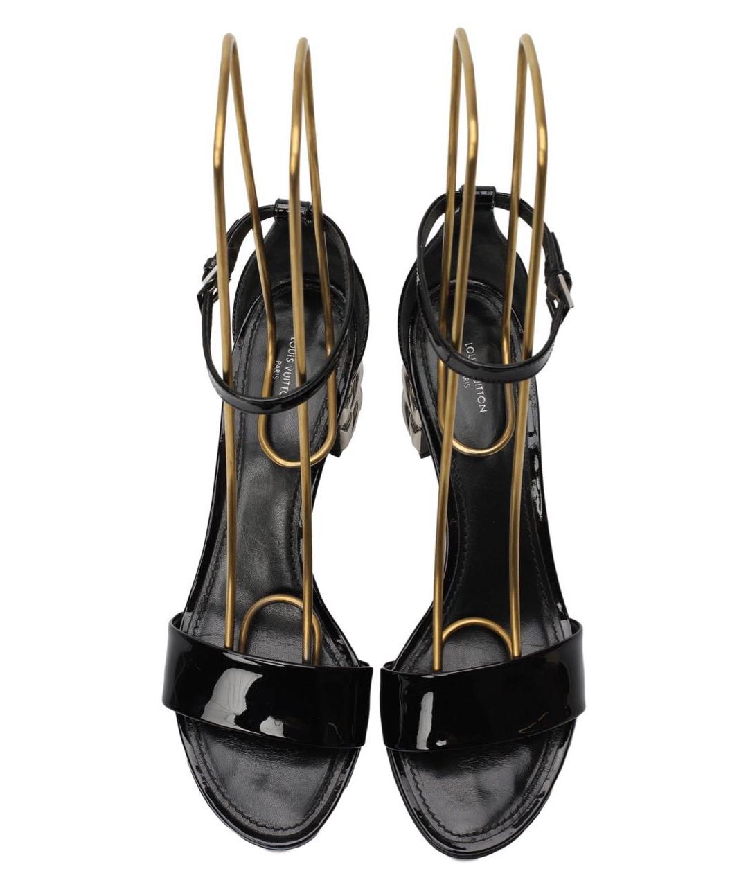 LOUIS VUITTON Черные босоножки из лакированной кожи, фото 3