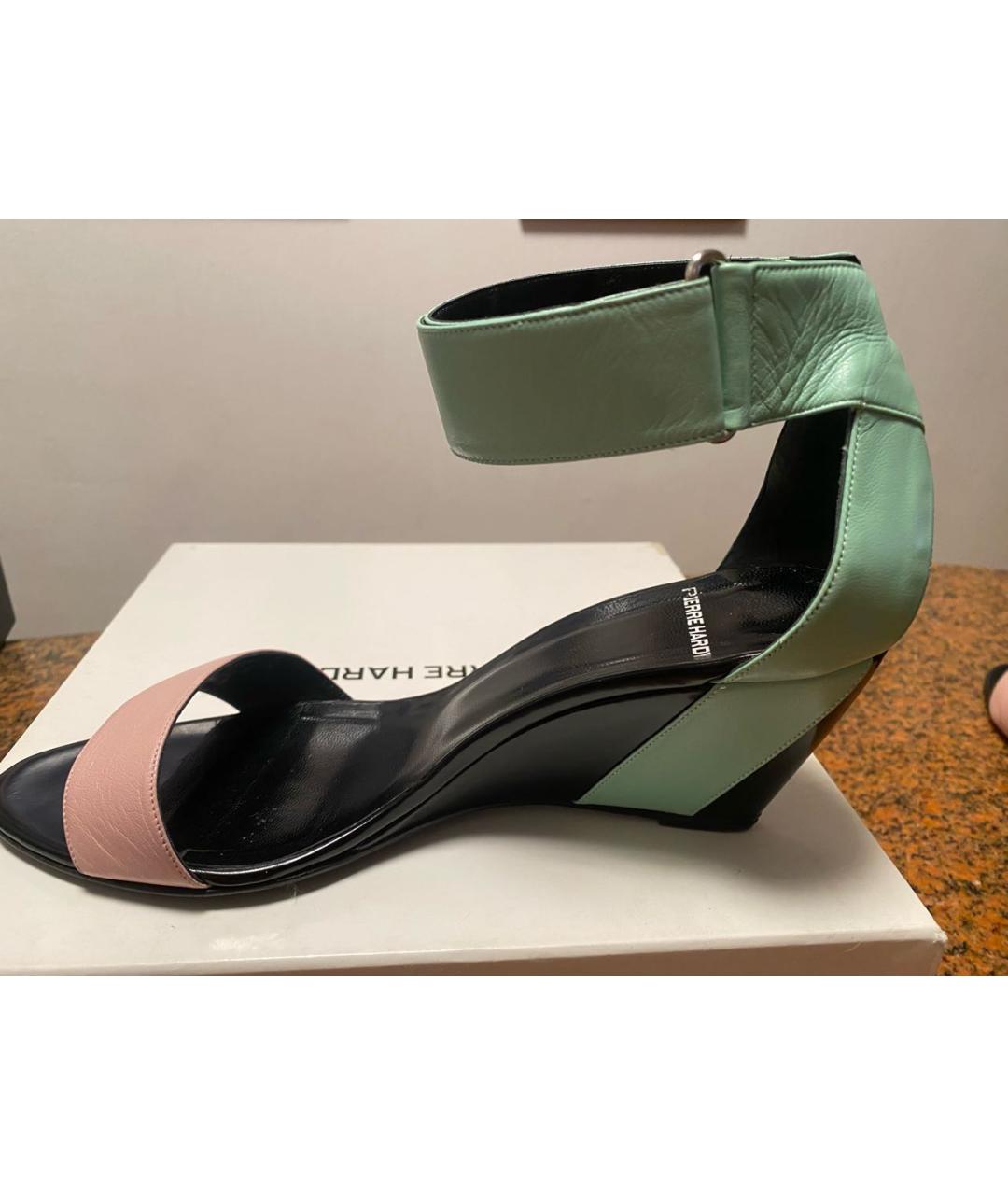 PIERRE HARDY Зеленые кожаные босоножки, фото 6