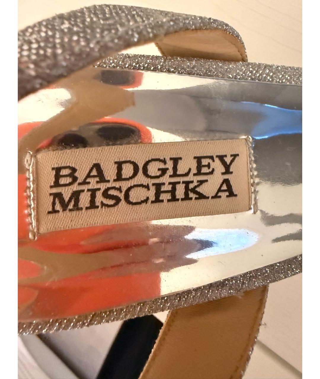 BADGLEY MISCHKA Серебряные кожаные босоножки, фото 3