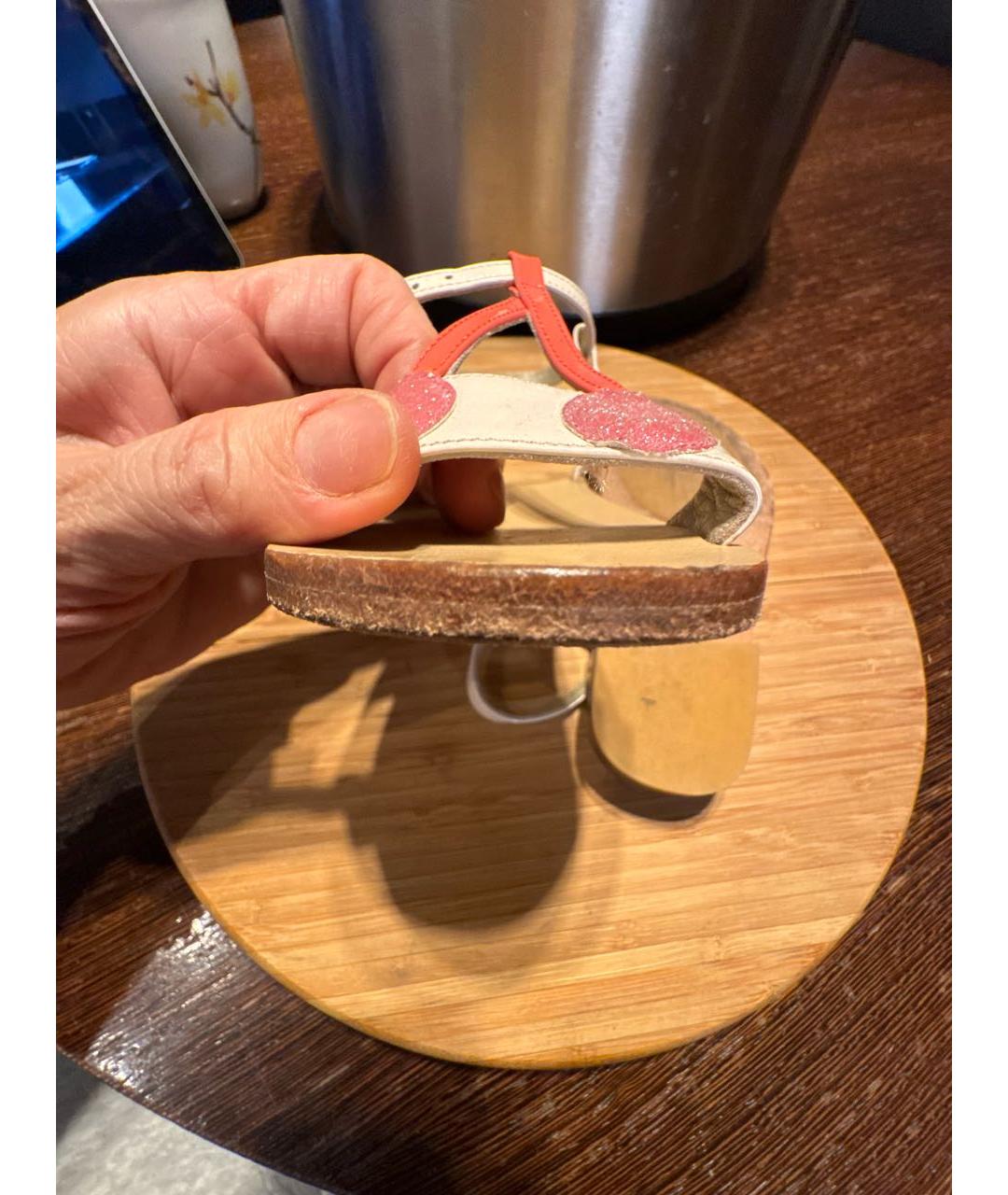 BONPOINT Розовые сандалии и шлепанцы из лакированной кожи, фото 7