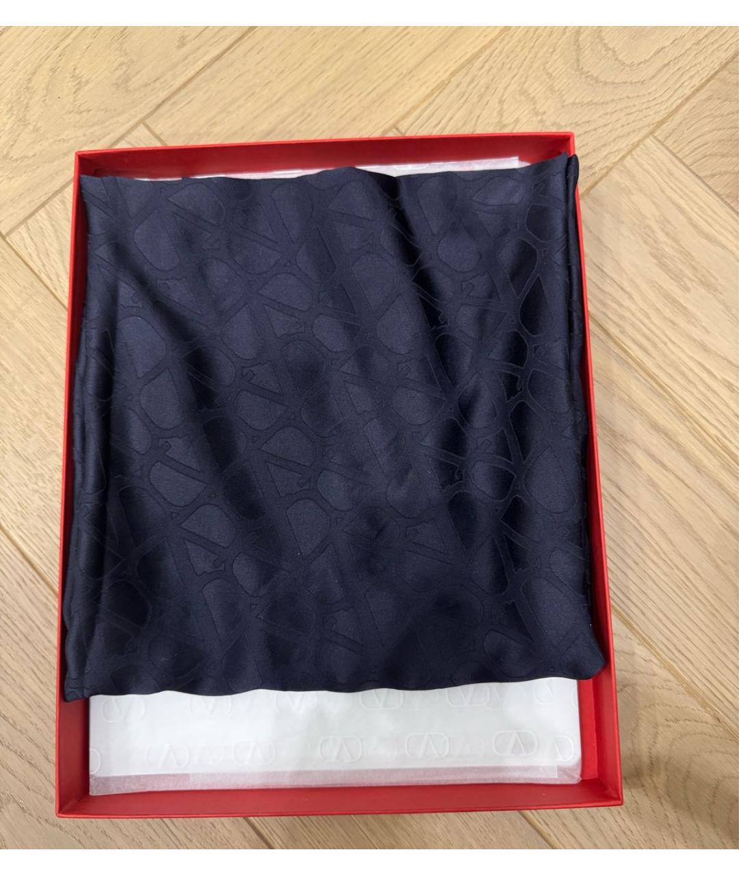 VALENTINO Темно-синий шелковый платок, фото 4