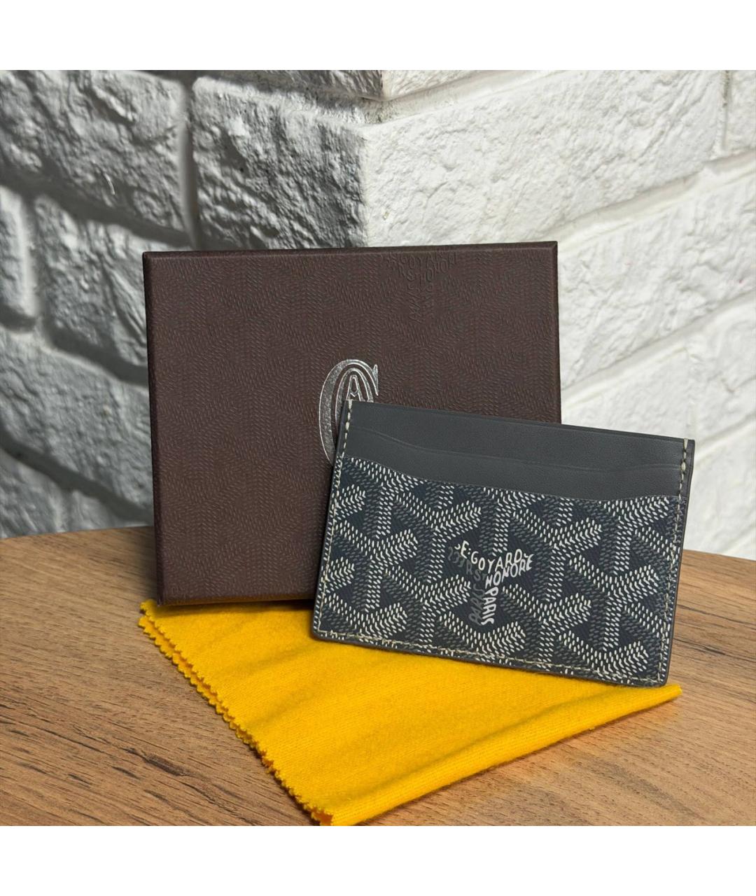 GOYARD Серый кожаный кардхолдер, фото 3