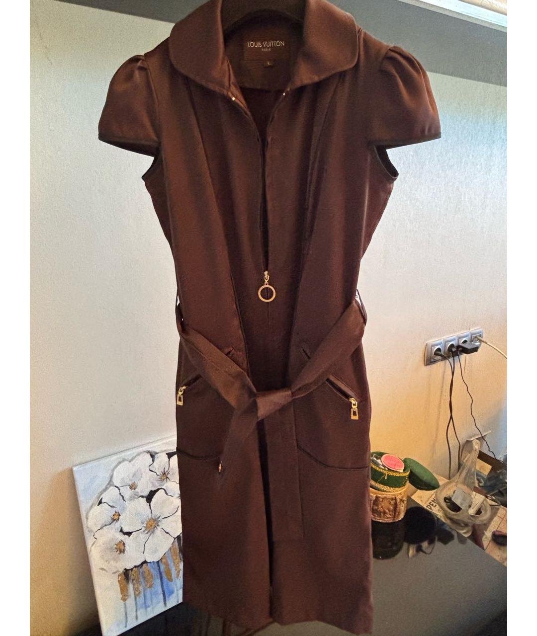LOUIS VUITTON Коричневое атласное повседневное платье, фото 8