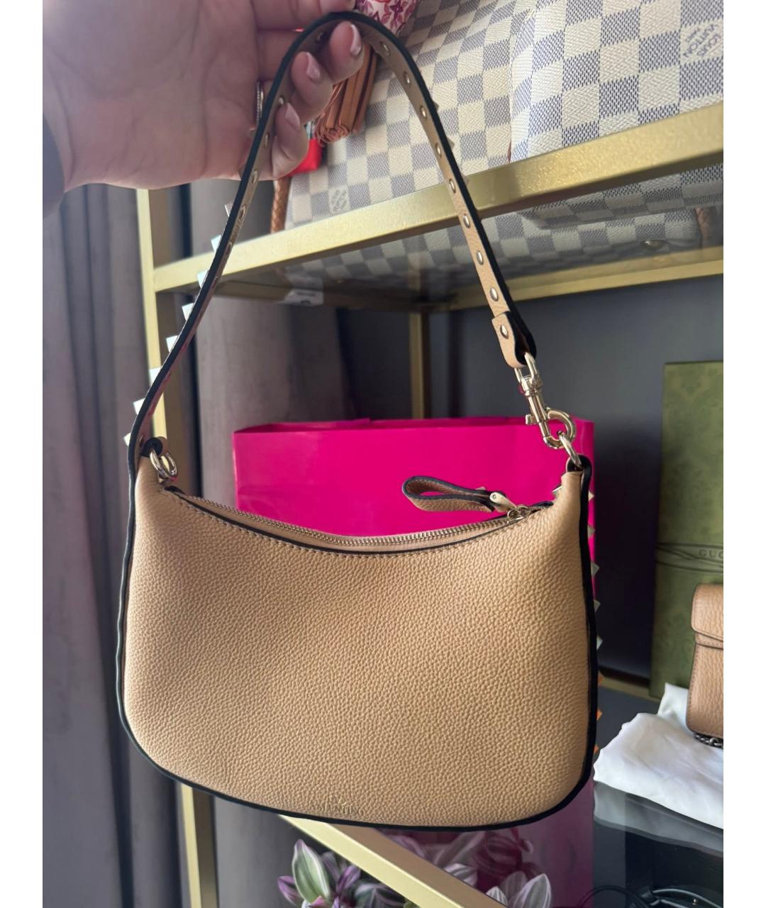 VALENTINO Бежевая кожаная сумка через плечо, фото 2