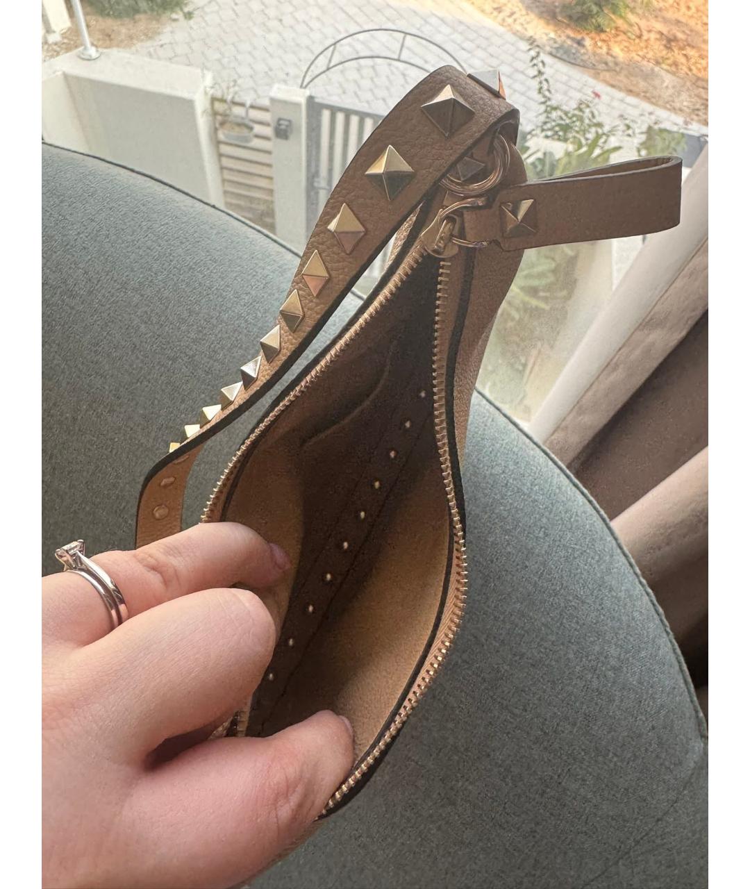 VALENTINO Бежевая кожаная сумка через плечо, фото 4