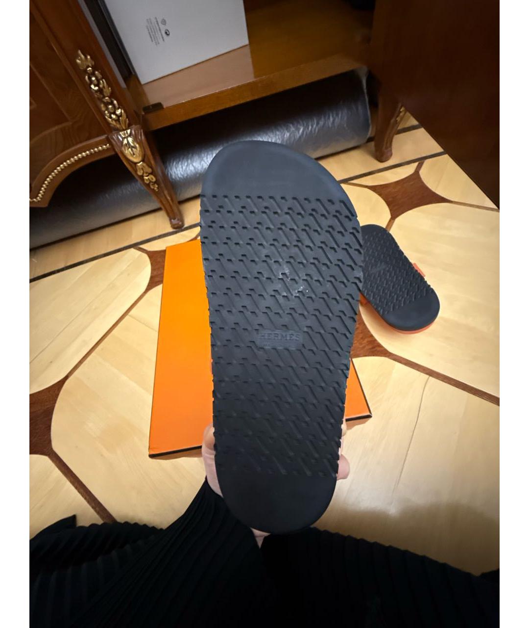 HERMES Оранжевое кожаные шлепанцы, фото 4