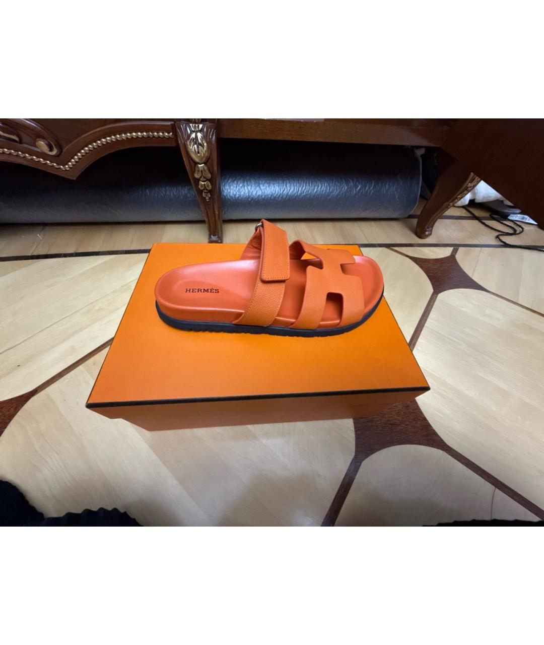 HERMES Оранжевое кожаные шлепанцы, фото 5
