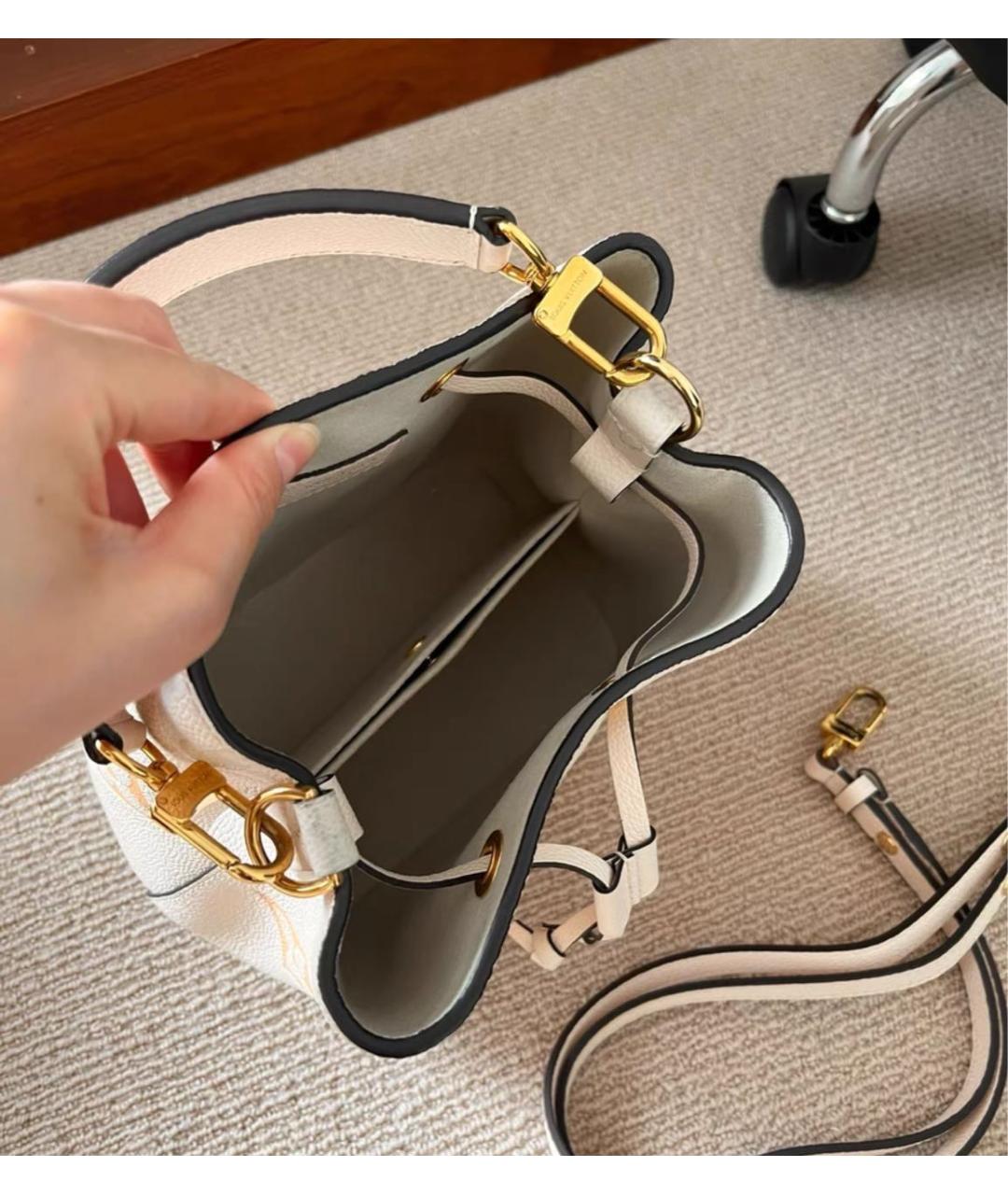 LOUIS VUITTON Бежевая сумка через плечо, фото 6