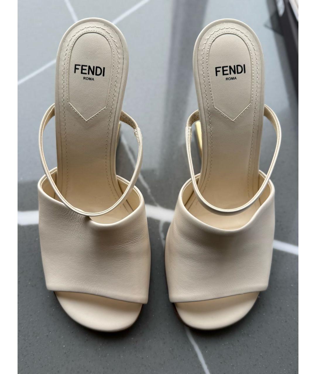 FENDI Бежевые кожаные туфли, фото 2