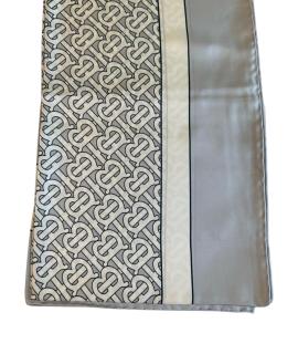 BURBERRY Платок