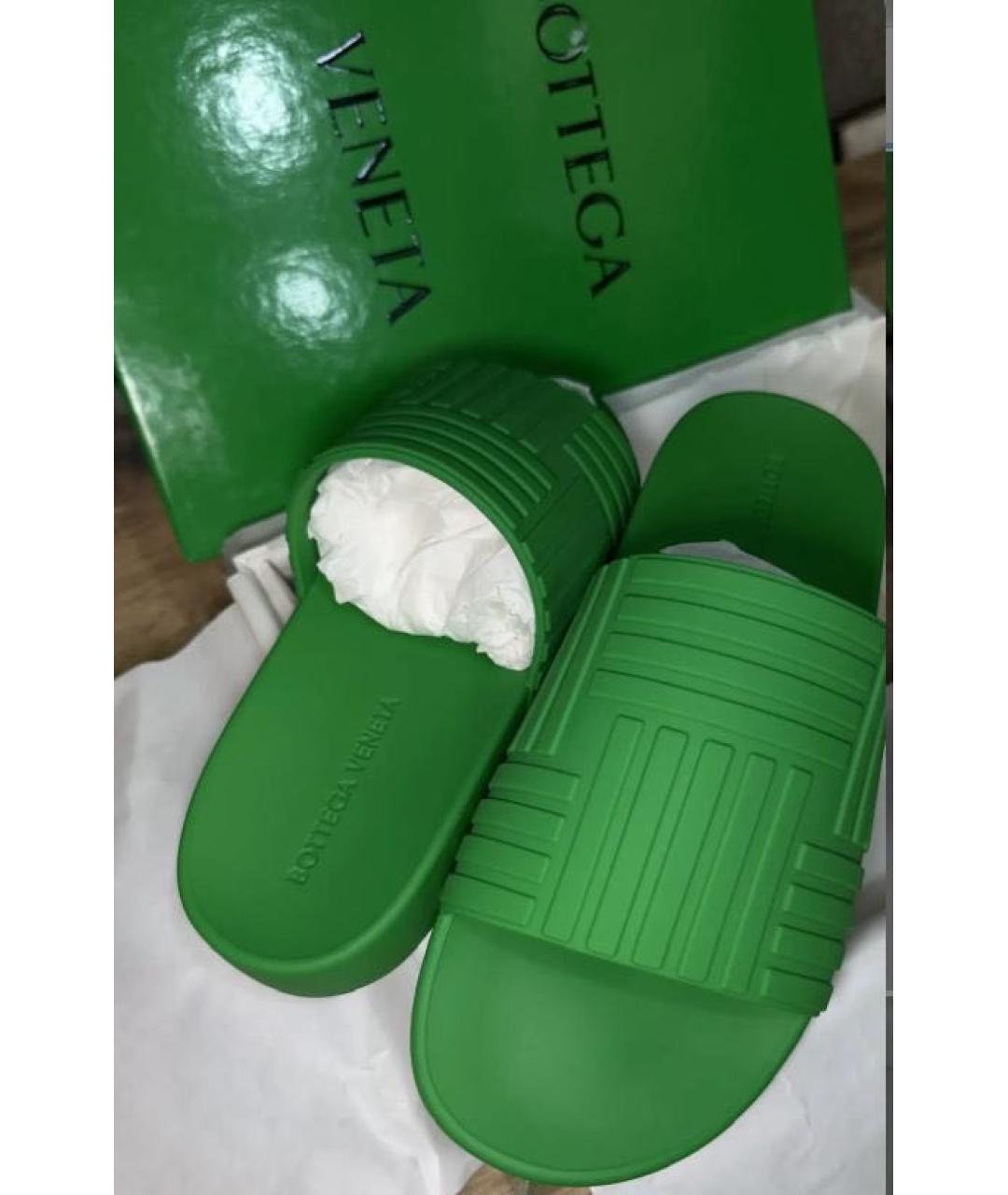 BOTTEGA VENETA Зеленые резиновые шлепанцы, фото 3