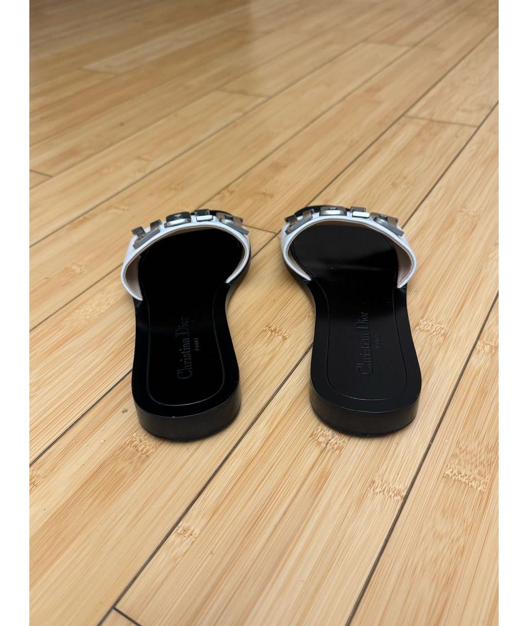 CHRISTIAN DIOR Белые кожаные шлепанцы, фото 3