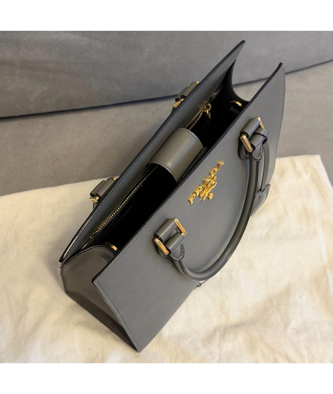 PRADA Серая кожаная сумка тоут, фото 6