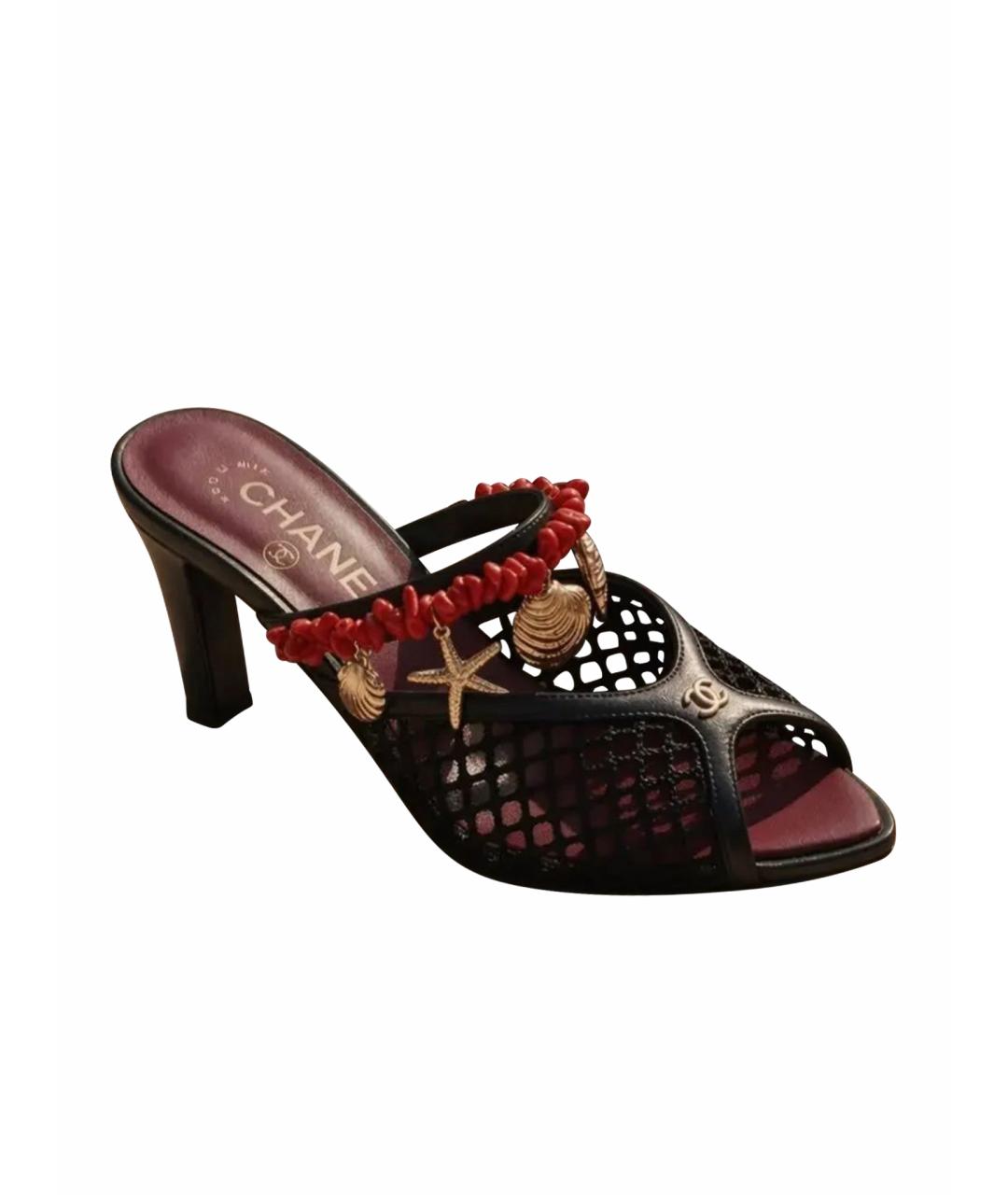 CHANEL Черные кожаные мюли, фото 1