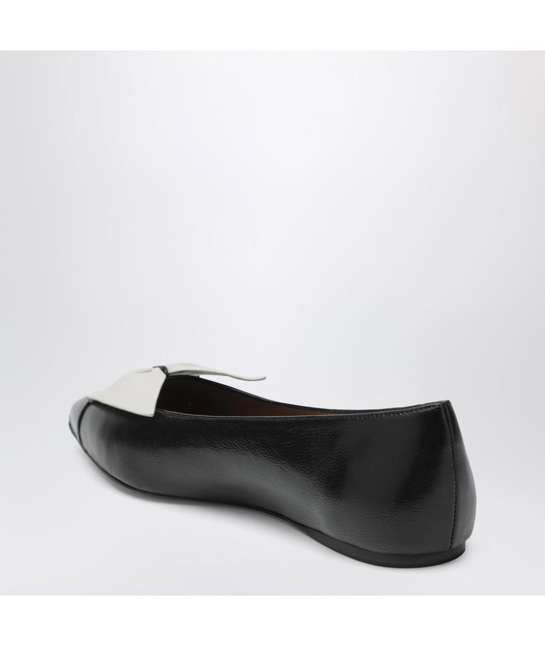 FERRAGAMO Черные кожаные балетки, фото 2