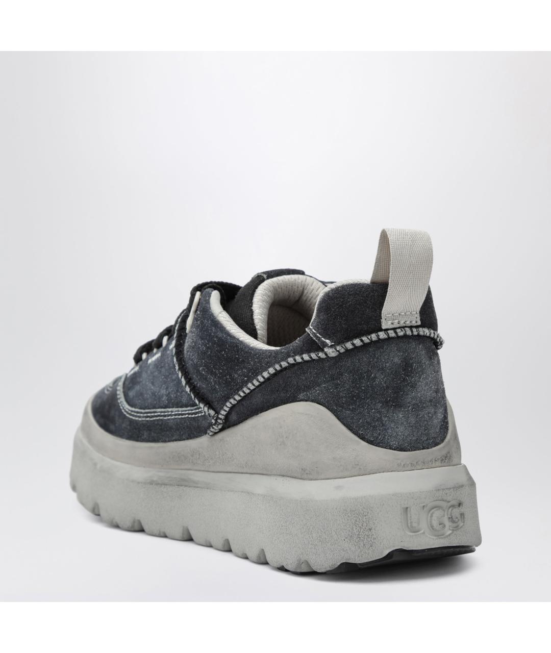 UGG AUSTRALIA Черные замшевые низкие кроссовки / кеды, фото 3