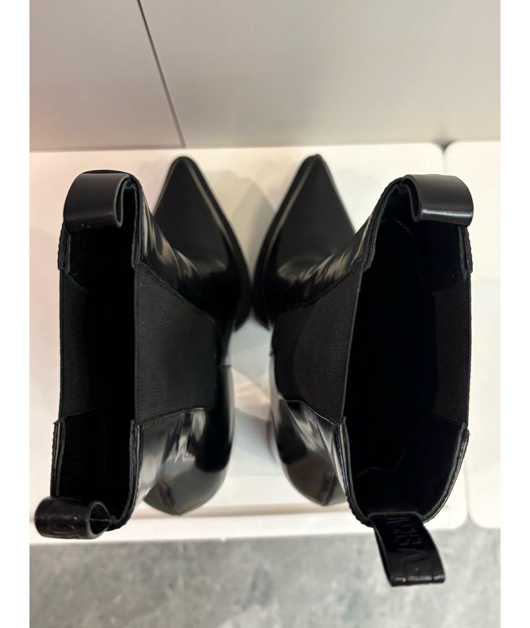 VERSACE Черные ботинки из лакированной кожи, фото 3