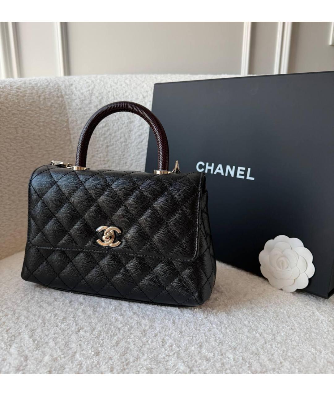 CHANEL Черная кожаная сумка с короткими ручками, фото 6