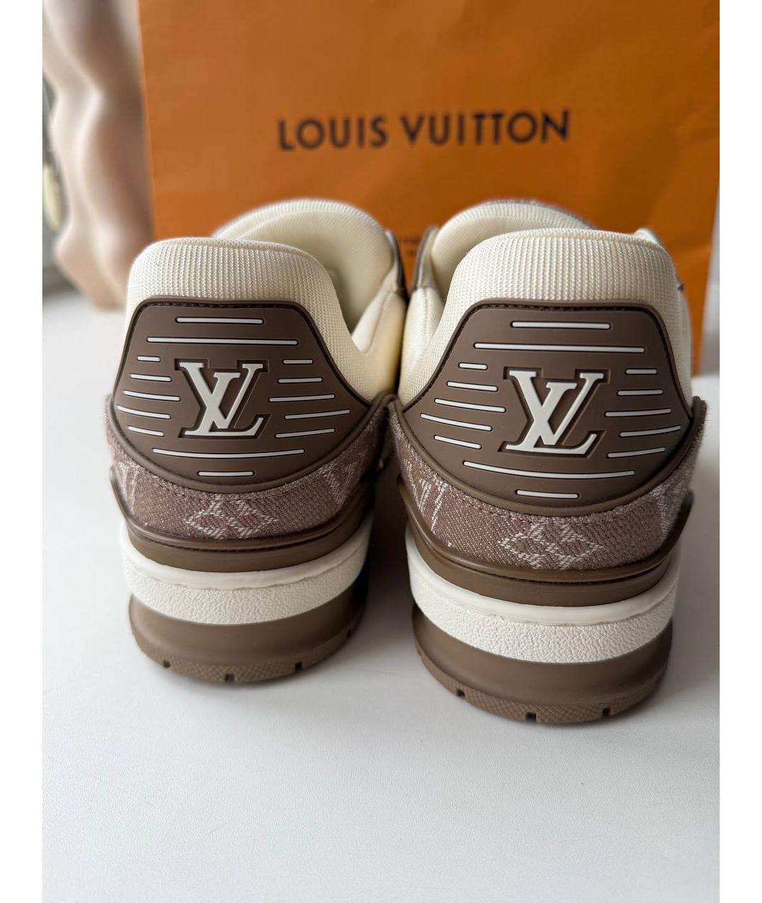 LOUIS VUITTON Бежевые кожаные низкие кроссовки / кеды, фото 4