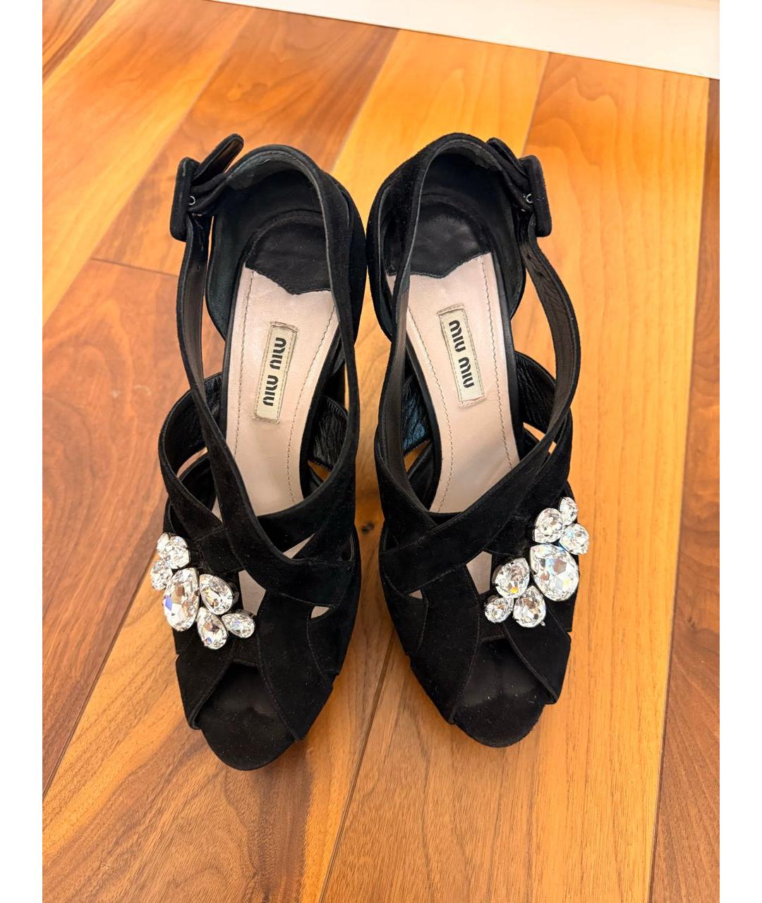 MIU MIU Черные замшевые босоножки, фото 3