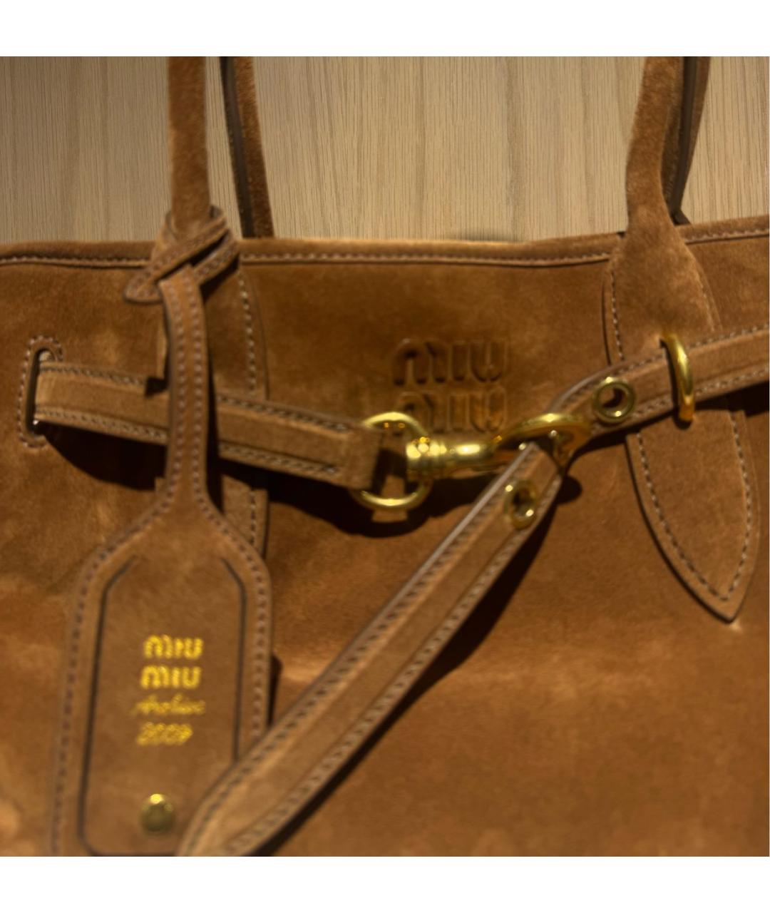 MIU MIU Коричневая замшевая сумка через плечо, фото 2