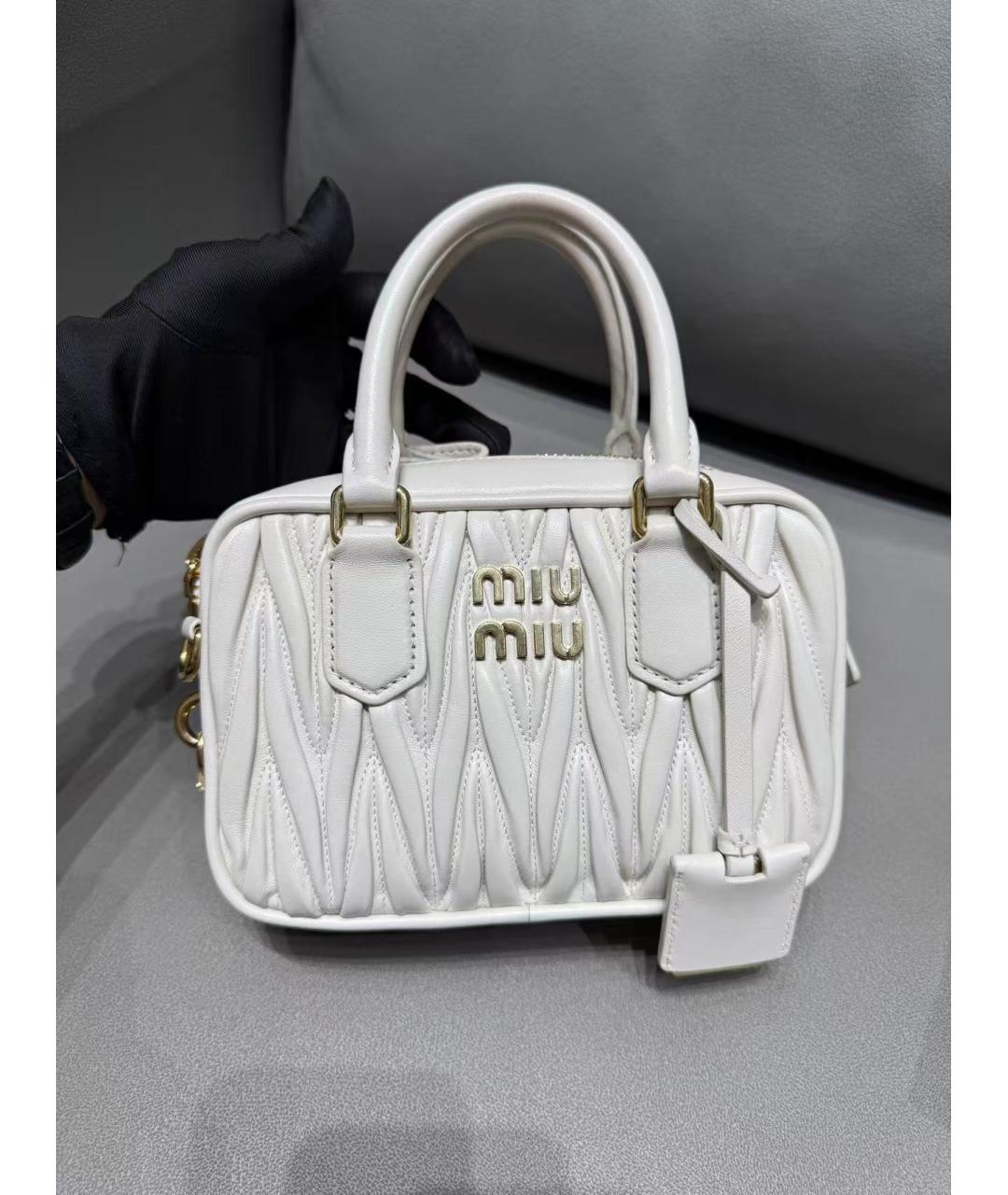 MIU MIU Белая кожаная сумка с короткими ручками, фото 2