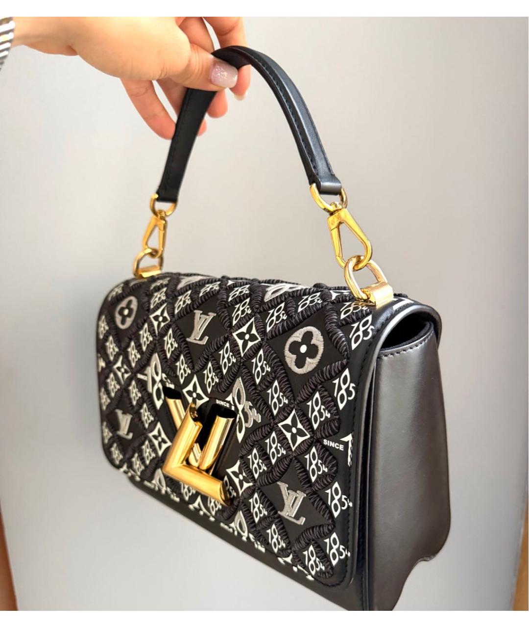 LOUIS VUITTON Черная кожаная сумка с короткими ручками, фото 2