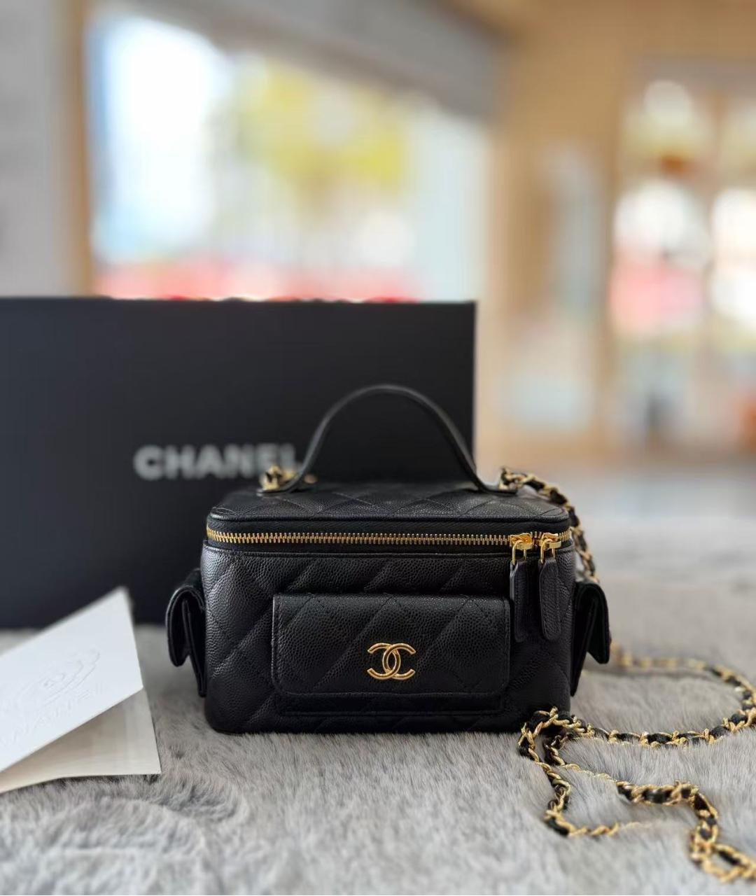 CHANEL Черная кожаная сумка через плечо, фото 7