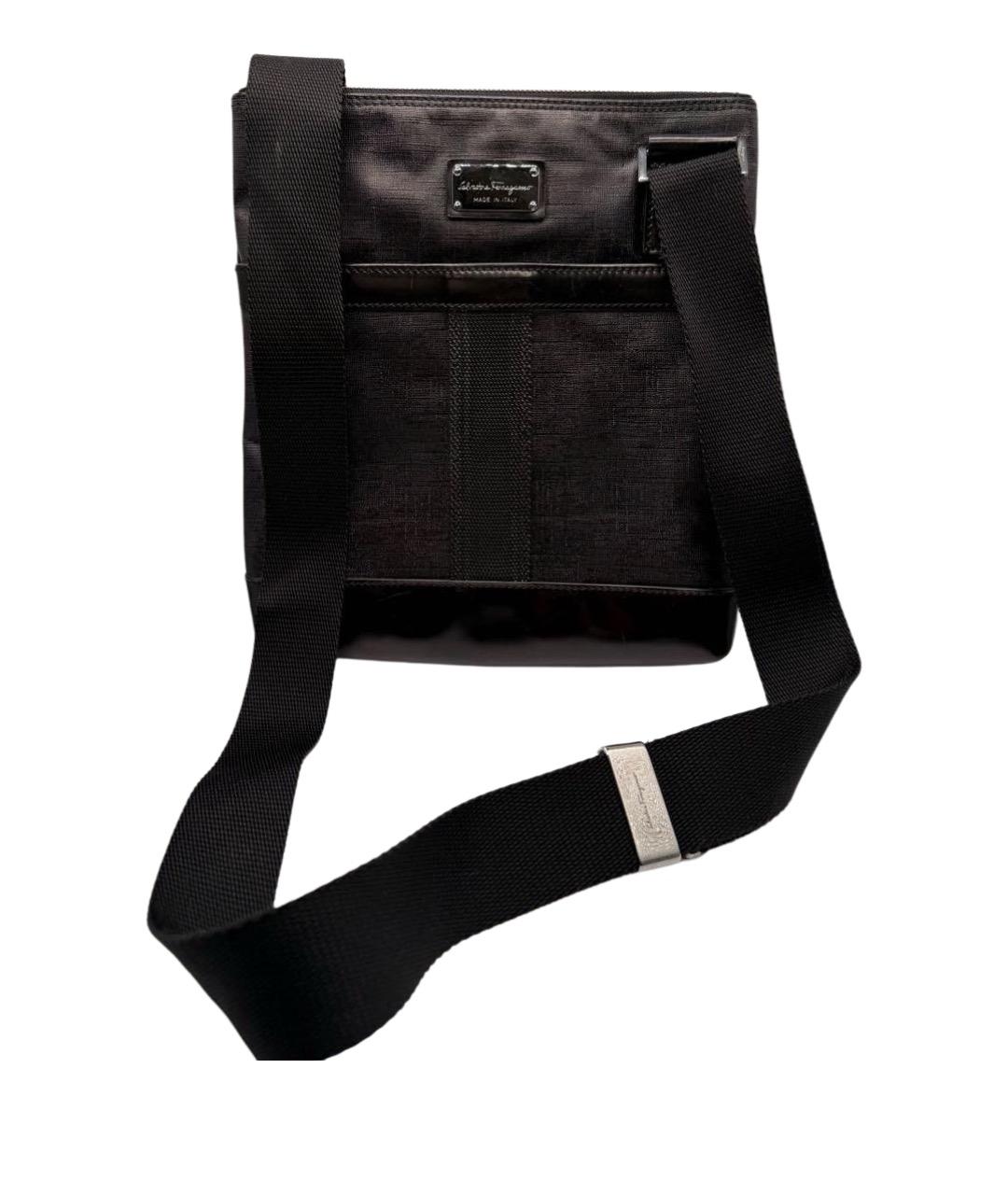 FERRAGAMO Черная сумка на плечо, фото 1