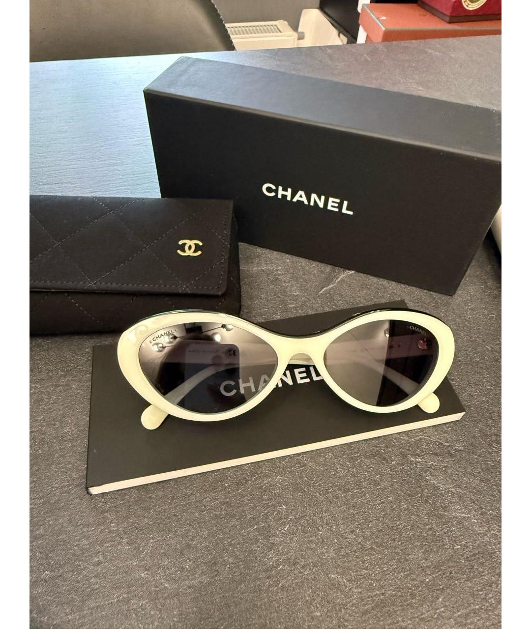 CHANEL Белые пластиковые солнцезащитные очки, фото 2