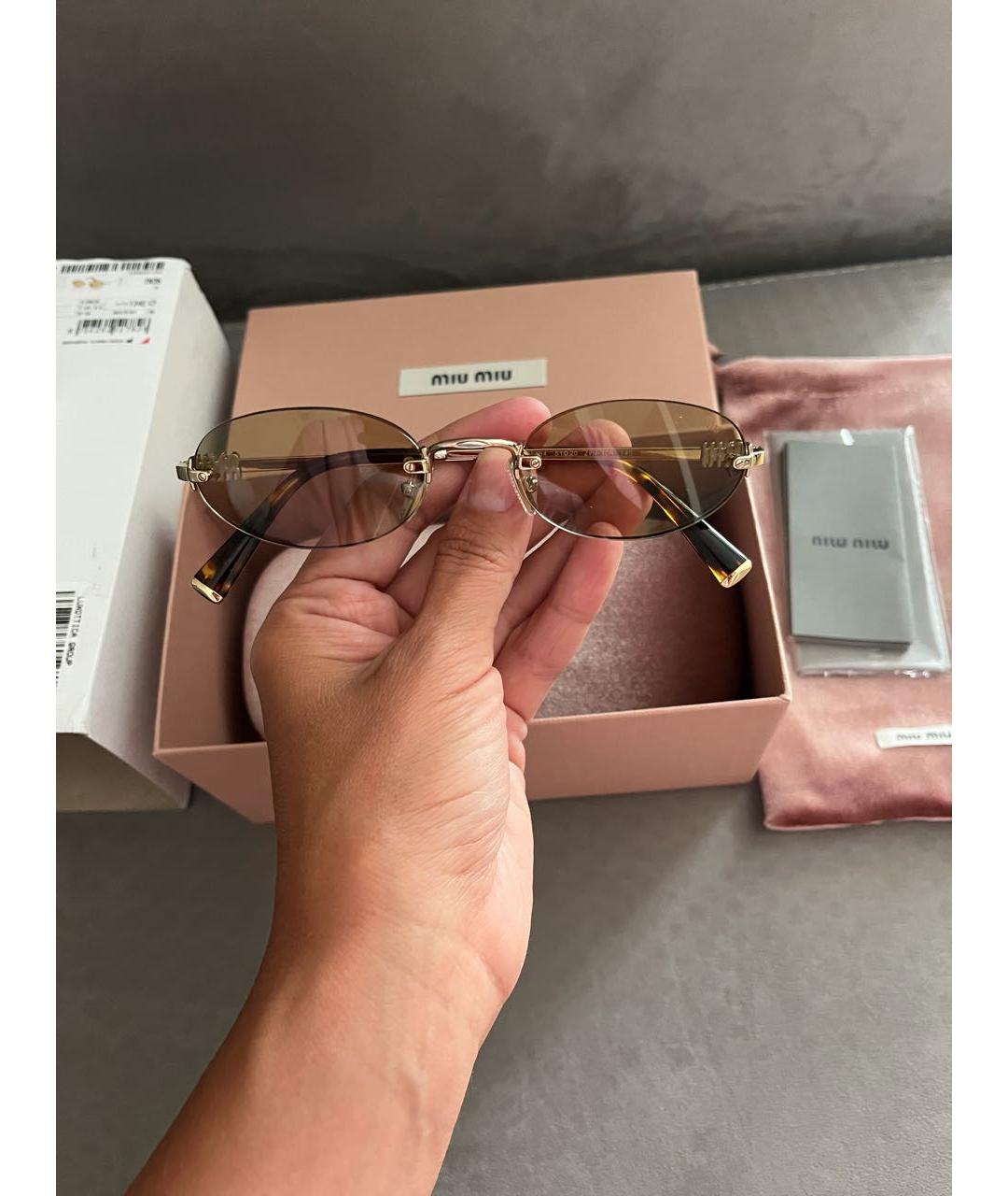 MIU MIU Золотые металлические солнцезащитные очки, фото 4