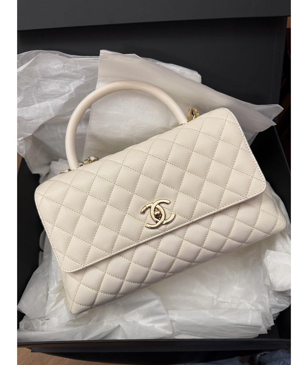CHANEL Белая кожаная сумка с короткими ручками, фото 5