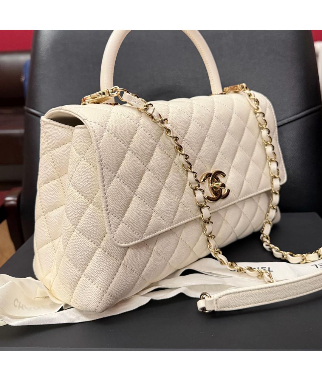 CHANEL Белая кожаная сумка с короткими ручками, фото 7
