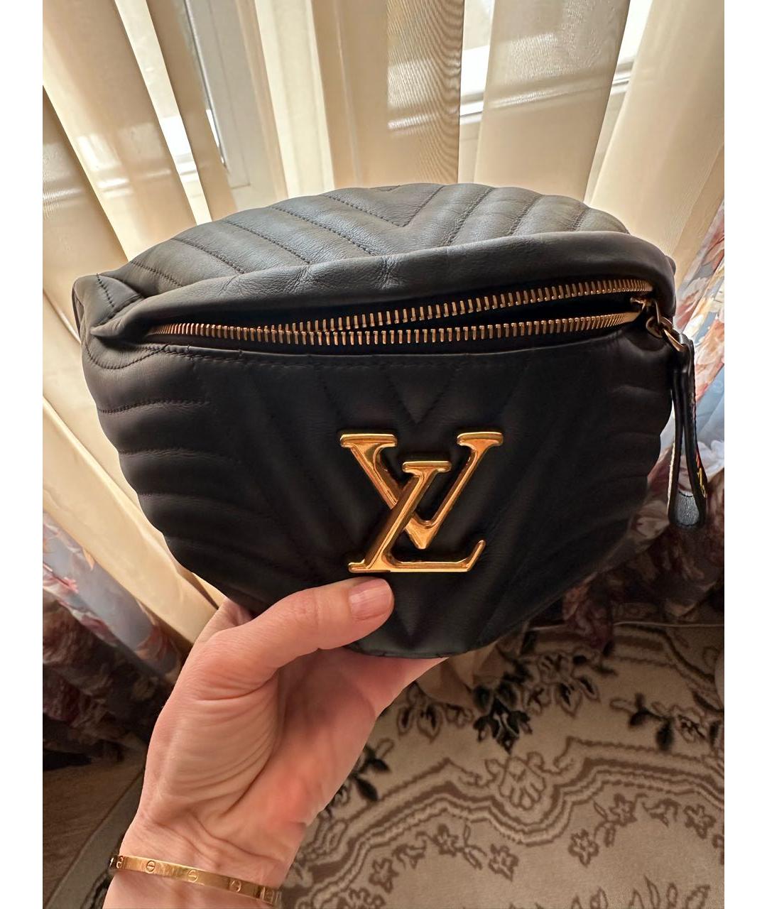 LOUIS VUITTON Черная кожаная поясная сумка, фото 5
